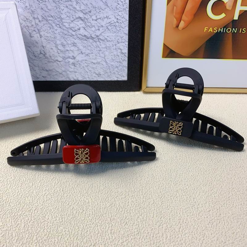 Loewe Hair Grab Clip 12lyx3 (1)